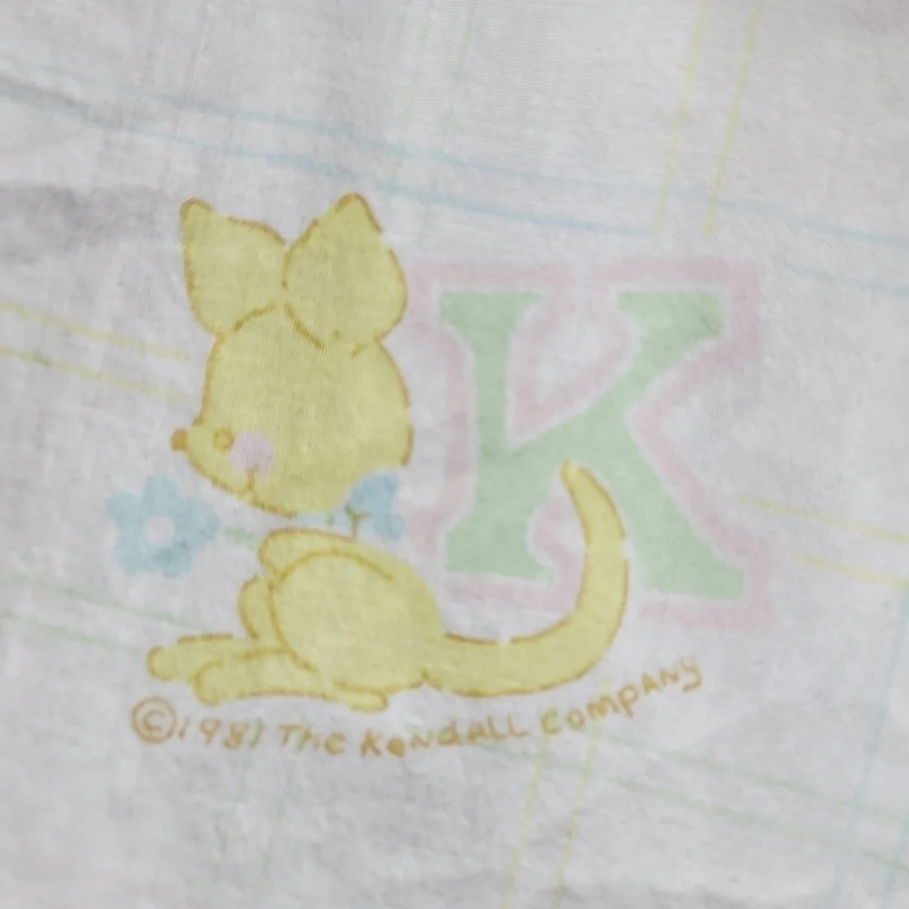 Vintage 80s 1981 The Kendall Company Baby Kangaroo Elephant Lamb Sheet
